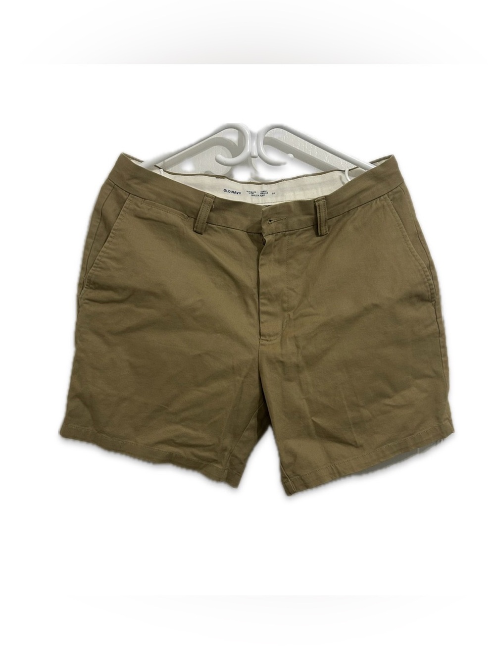 Old Navy Slim Men's Olive Flat-Front Shorts
